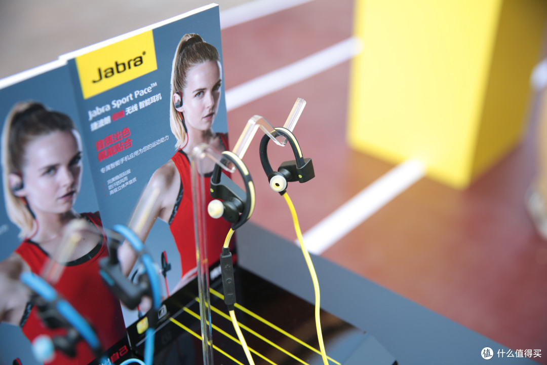 IP54防护等级+轻盈23克:Jabra 捷波朗 发布 PACE 倍驰 无线智能运动耳机