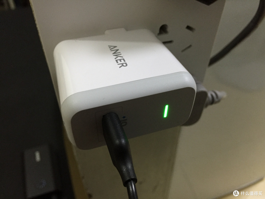 移动电源的新时代 ANKER A1310 QC2.0