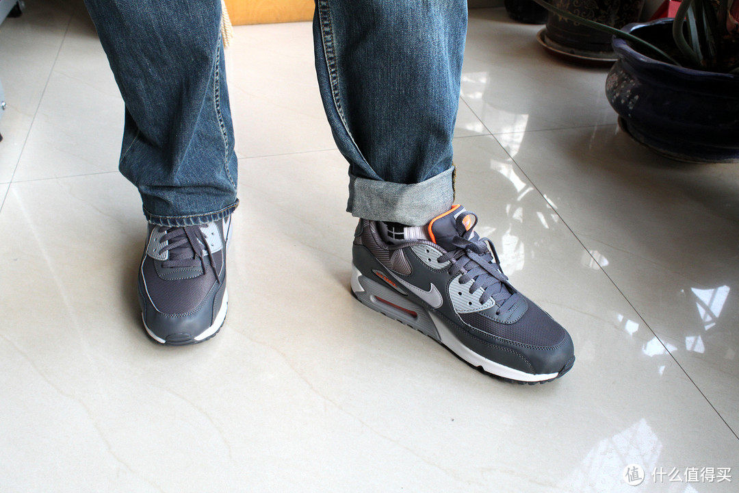 实体店购入：Nike air max print & new balance KV574LRY 开箱晒单