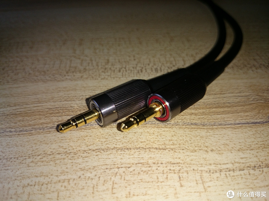 诚意之作：SONY 索尼  MDR-Z7 Hi.Res 封闭式头戴耳机 开箱测评