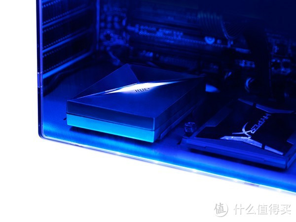 为机箱添彩：NZXT 恩杰 发布 HUE+RGB LED幻彩灯条