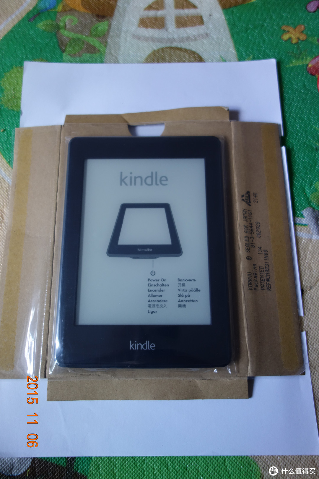 官翻 Kindle Paperwhite 2 开箱