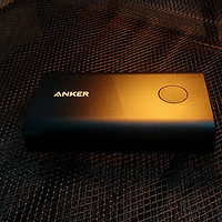 美~妙不可言，热~不可亵玩——Anker A1310 QC2.0移动电源（附赠Anker 18W QC2.0充电器）