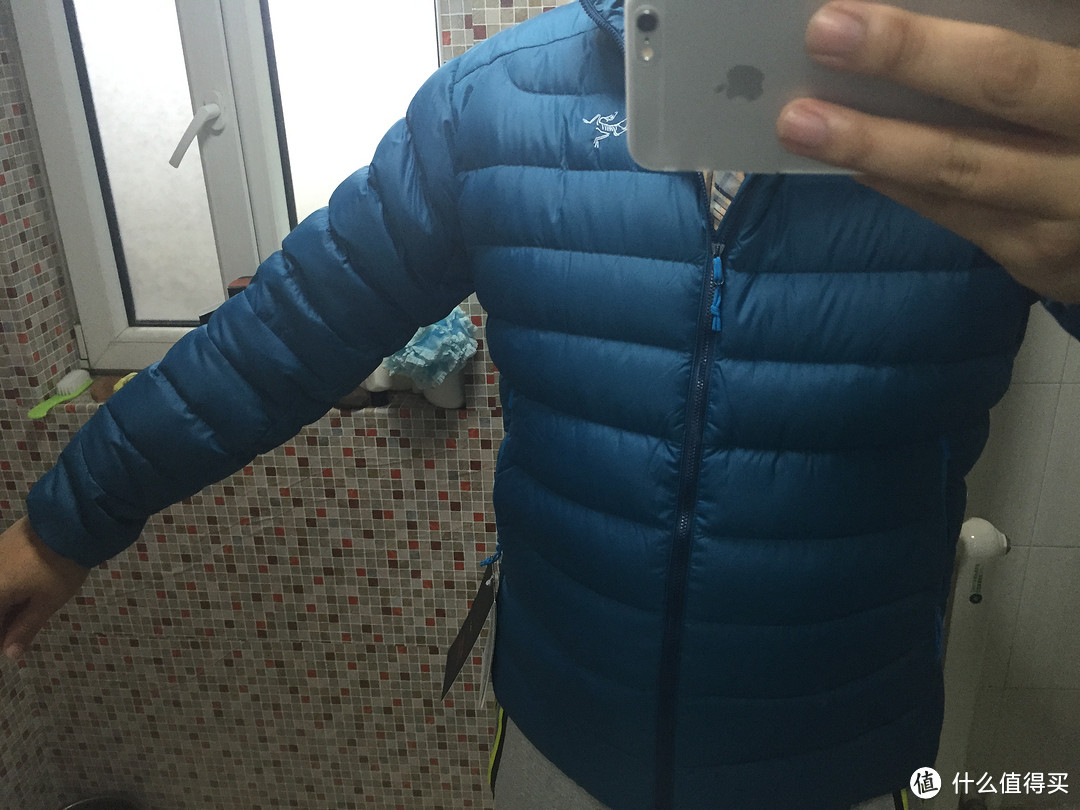 入手第一件始祖鸟：ARC'TERYX 始祖鸟 Thorium AR Hoody 羽绒服