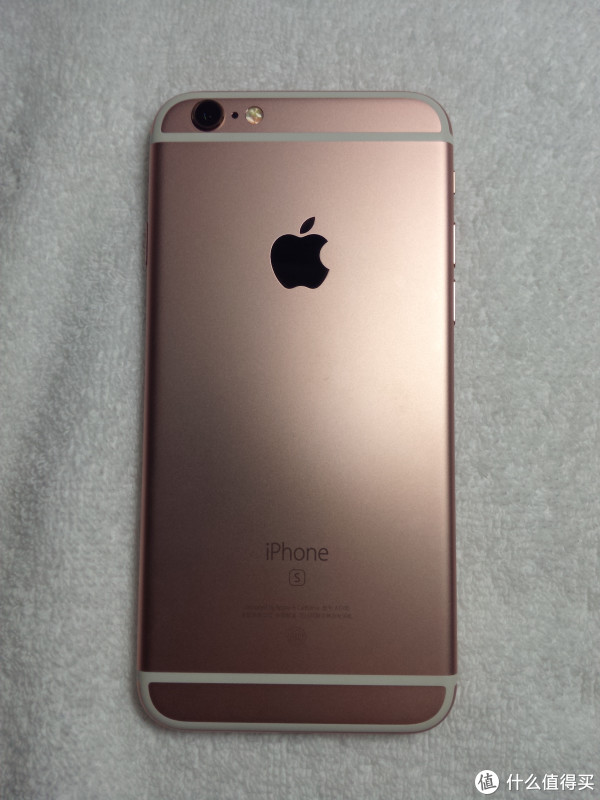 后面露出了今年的新配色:玫瑰金色(脑残粉),本来想买其他颜色的,因为