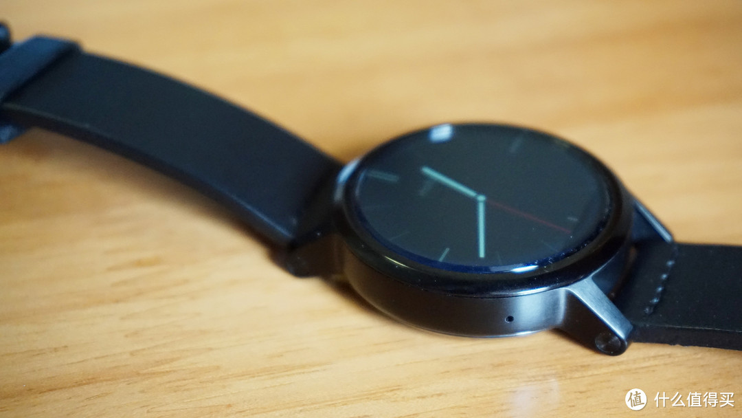 找回手表的存粹 新一代 Moto 360