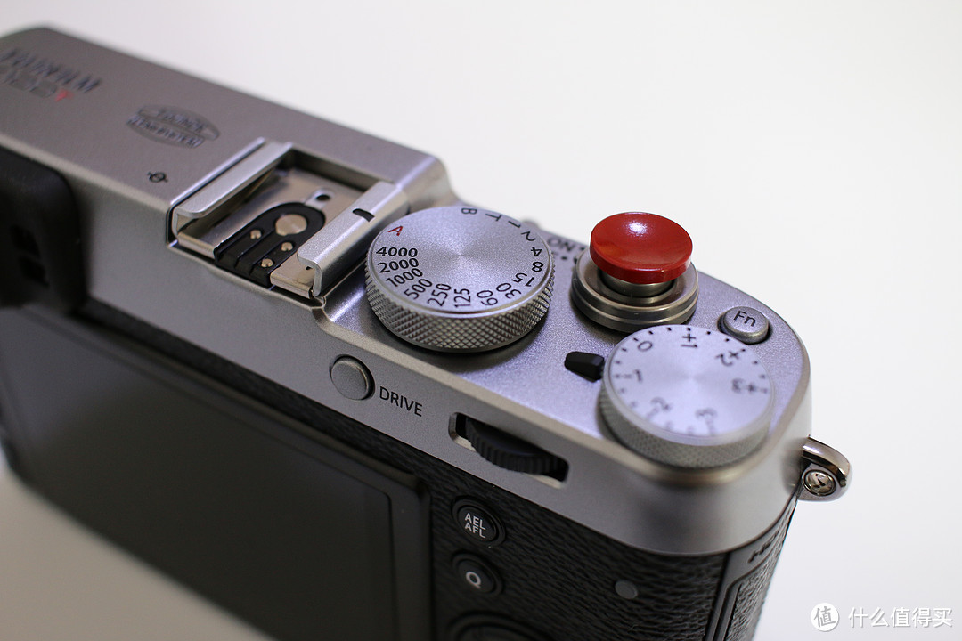 感动党残幅机扫街利器——佳能EF-S 24mm f/2.8 STM 饼干镜头