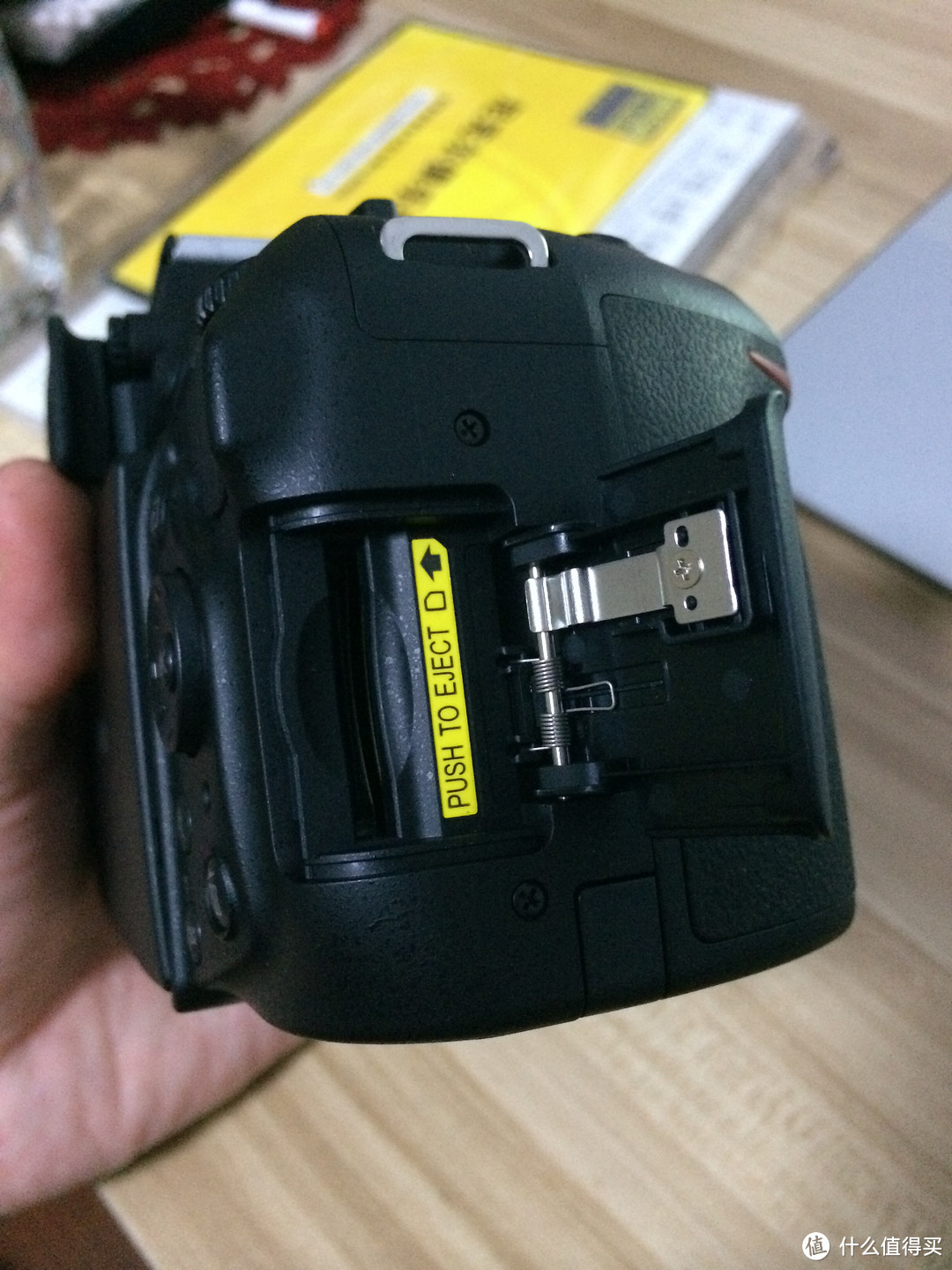 给你一个世界,拍出TA的美:Nikon 尼康 D5200 单反相机