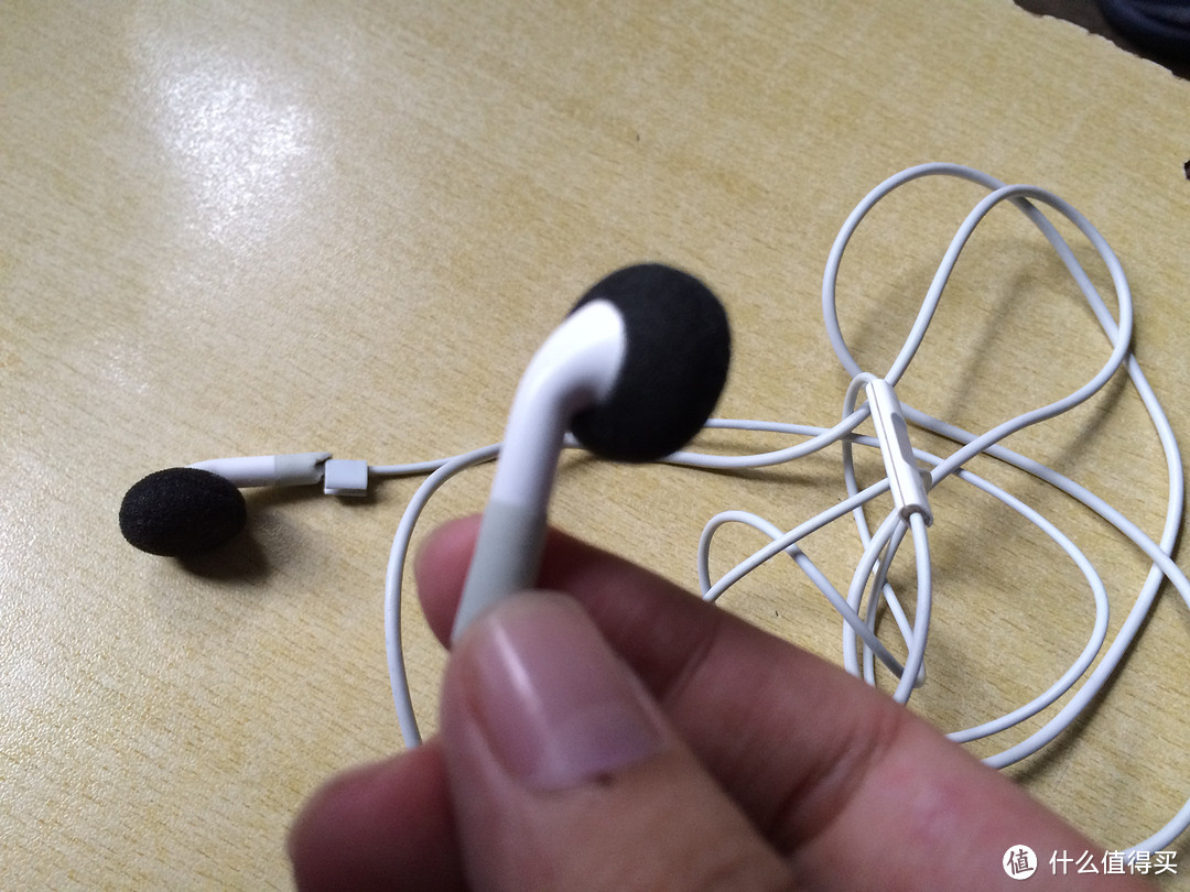 跑步装B必备利器：Beats PowerBeats2 Wireless 双动力无线版 入耳式运动耳机