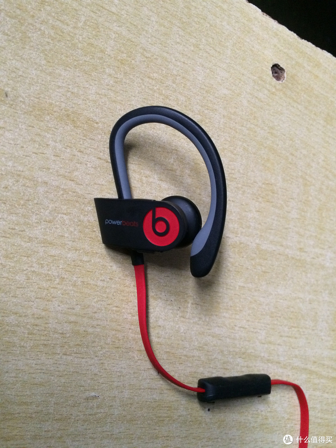 跑步装B必备利器：Beats PowerBeats2 Wireless 双动力无线版 入耳式运动耳机