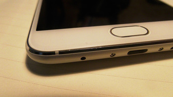 魅族 魅蓝Metal 手机开箱展示(边框|屏幕|扬声器|电源键|充电口)
