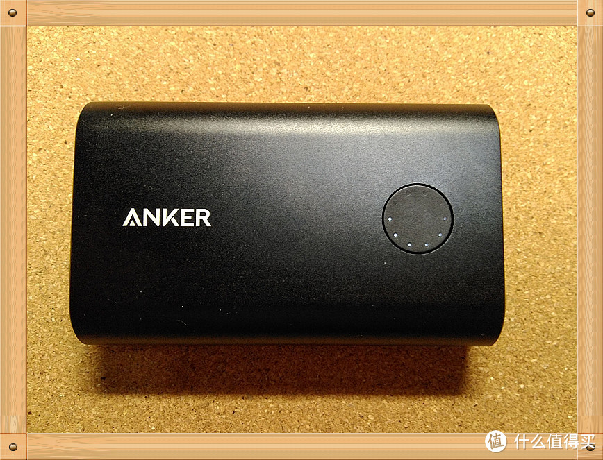 销量冠军的黑色骑士——Anker A1310 QC2.0移动电源测评