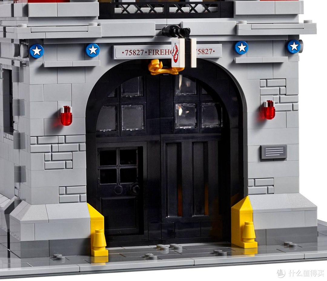 内饰丰富贴纸很多：LEGO 乐高 官方公布75827捉鬼敢死队消防总部细节图片