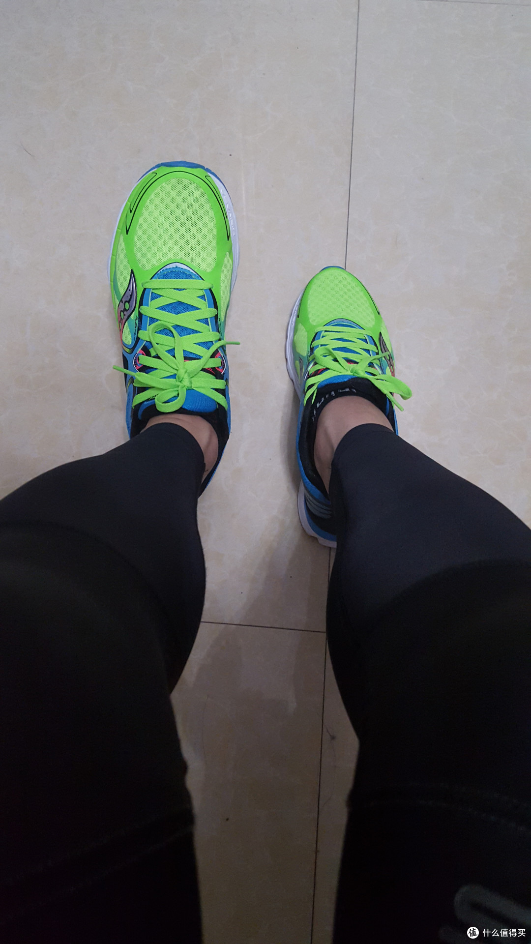 Saucony 索康尼 Kinvara 6 US9 跑鞋 开箱