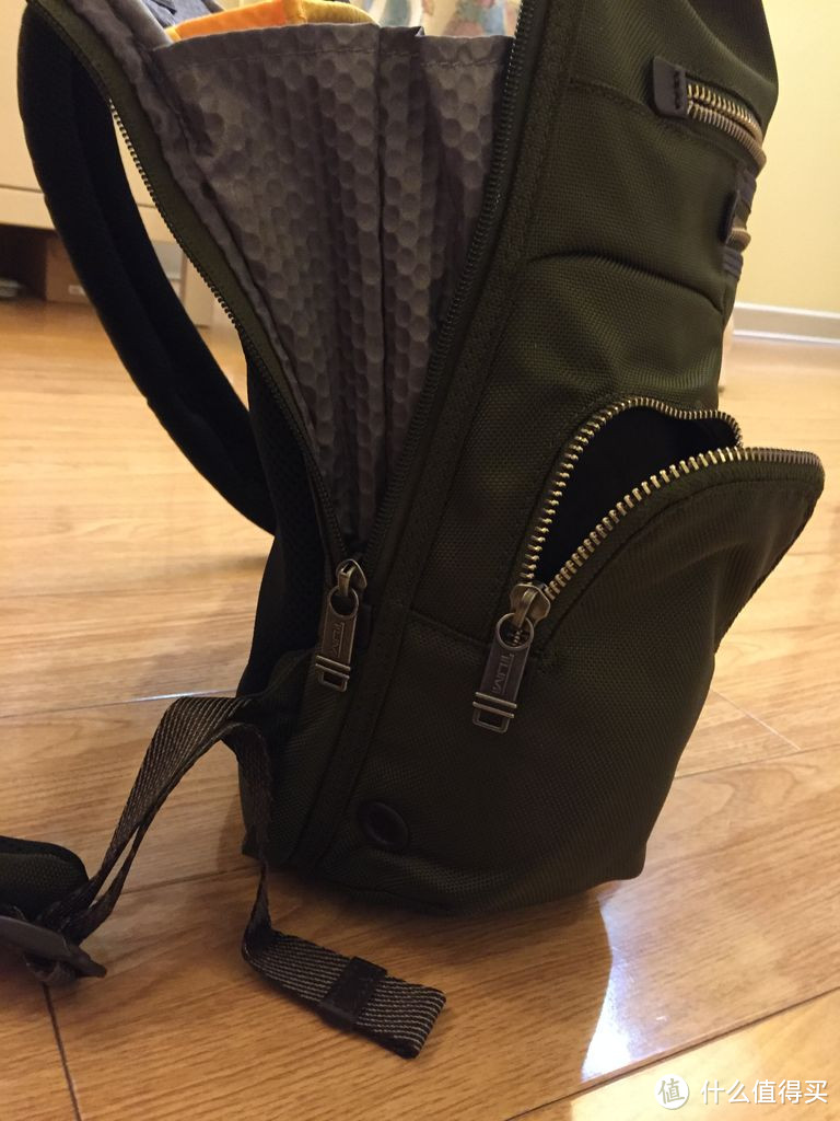 上班通勤TUMI ALPHA BRAVO knox backpack  男士背包