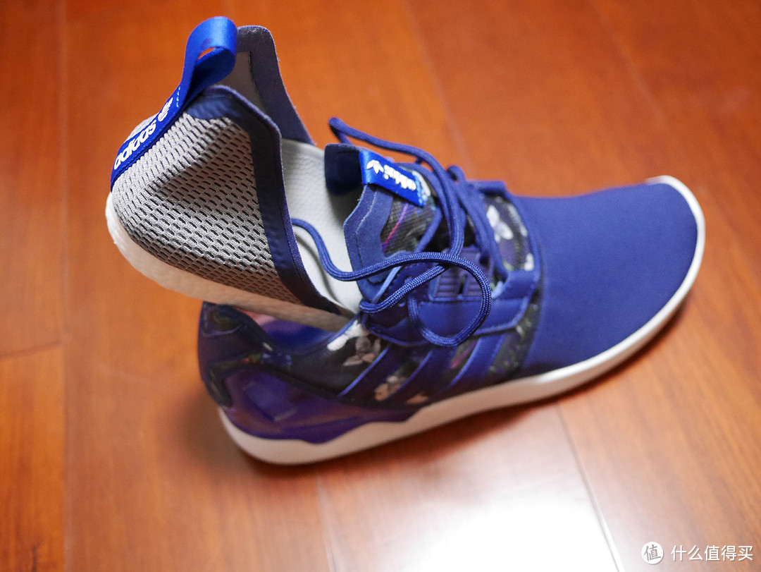 高科技内增高花布鞋： adidas 阿迪达斯 Originals ZX 8000 Boost 男款复古跑鞋