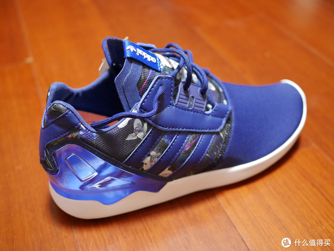 高科技内增高花布鞋： adidas 阿迪达斯 Originals ZX 8000 Boost 男款复古跑鞋