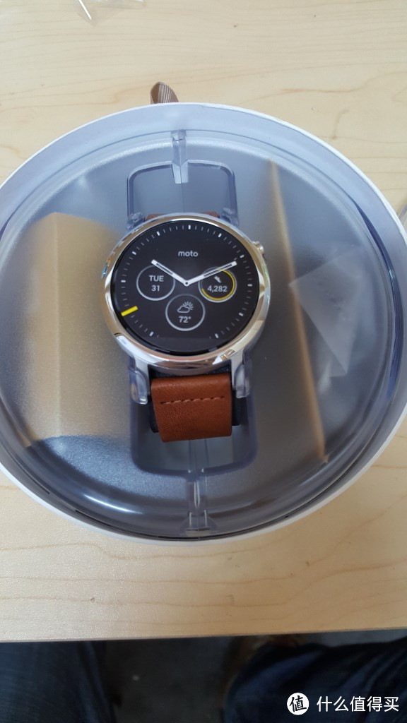 MOTO 360 二代 智能手表 开箱