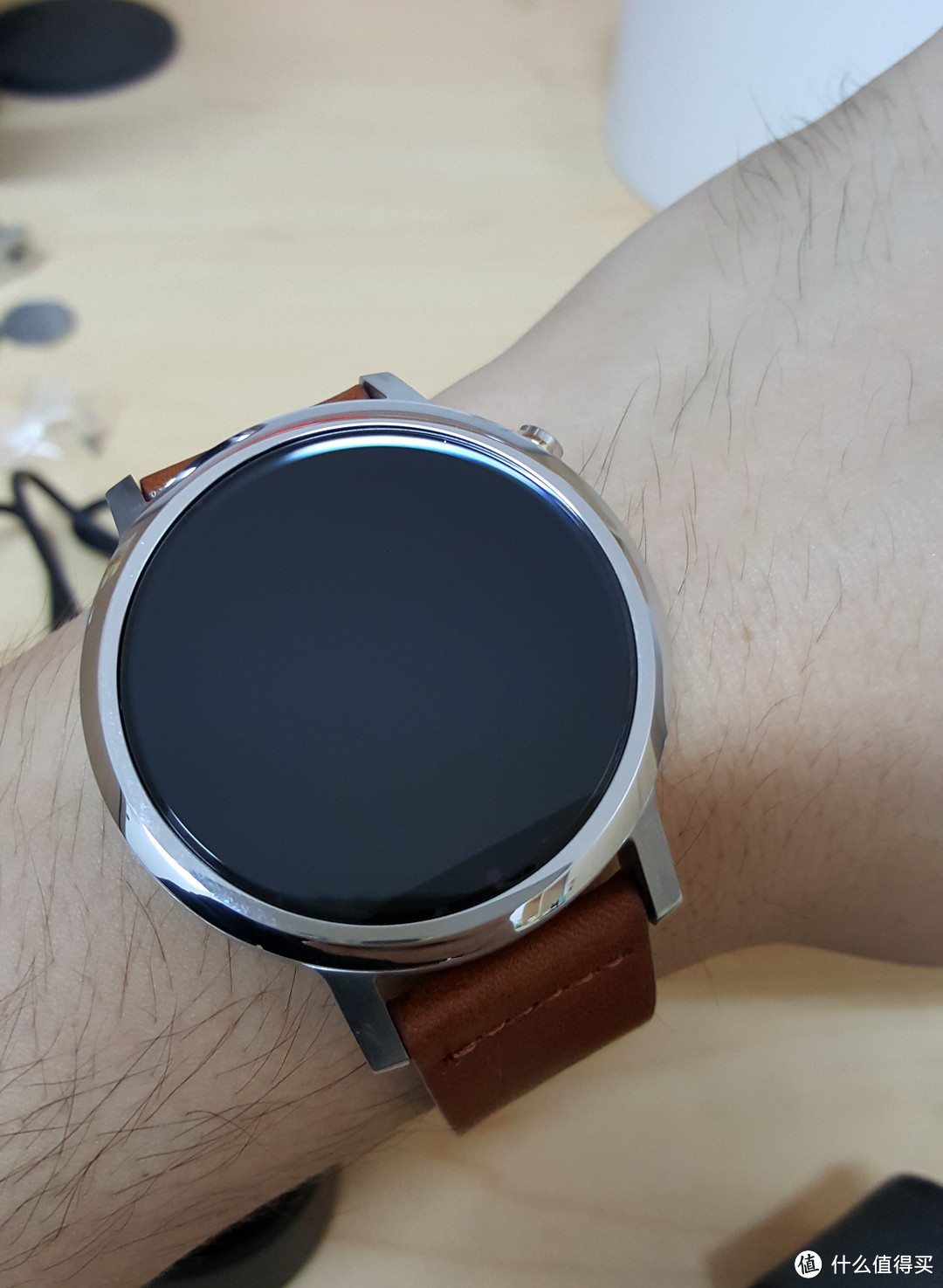 MOTO 360 二代 智能手表 开箱