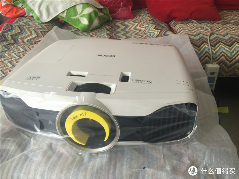 EPSON 爱普生 CH-TW8200W 投影仪 使用评测