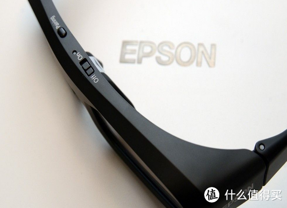 EPSON 爱普生 CH-TW8200W 投影仪 使用评测