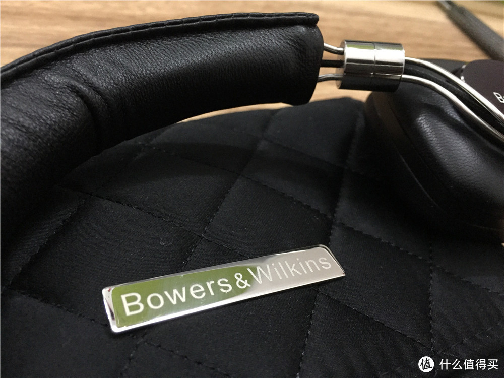 < 皇族血脉觉醒> 大热门便携耳机乱斗 Bowers & Wilkins B&W P5WH 蓝牙 多HIFI耳机横向评测