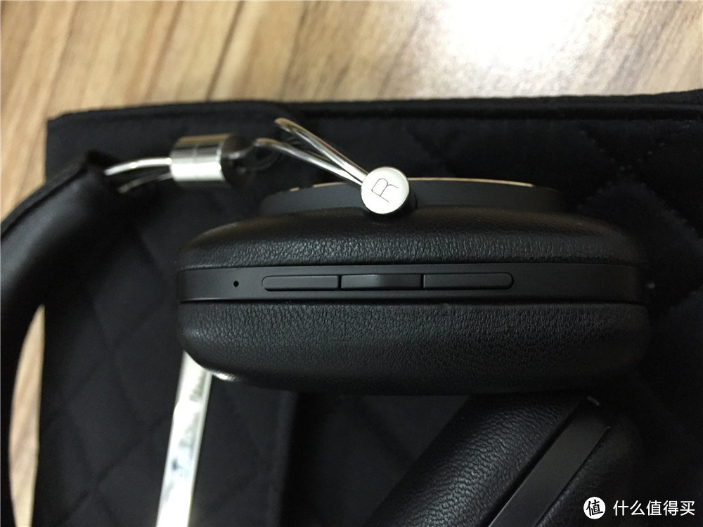 < 皇族血脉觉醒> 大热门便携耳机乱斗 Bowers & Wilkins B&W P5WH 蓝牙 多HIFI耳机横向评测