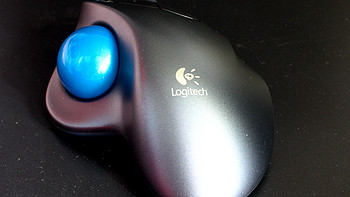 无法一手掌握的鼠标---Logitech 罗技 M570 火星轨迹球鼠标