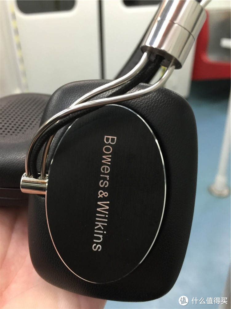 < 皇族血脉觉醒> 大热门便携耳机乱斗 Bowers & Wilkins B&W P5WH 蓝牙 多HIFI耳机横向评测