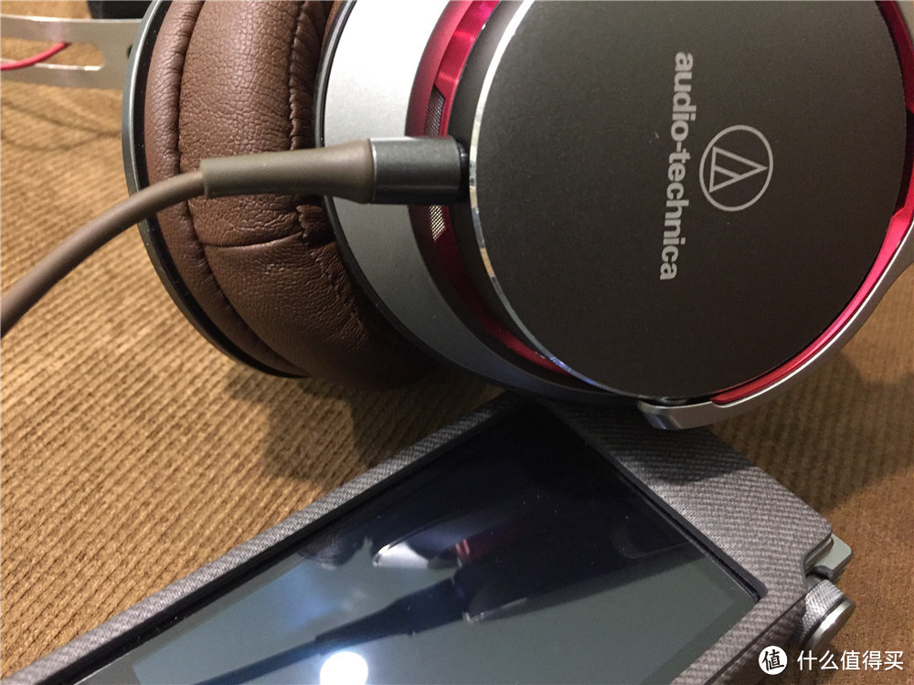 < 皇族血脉觉醒> 大热门便携耳机乱斗 Bowers & Wilkins B&W P5WH 蓝牙 多HIFI耳机横向评测