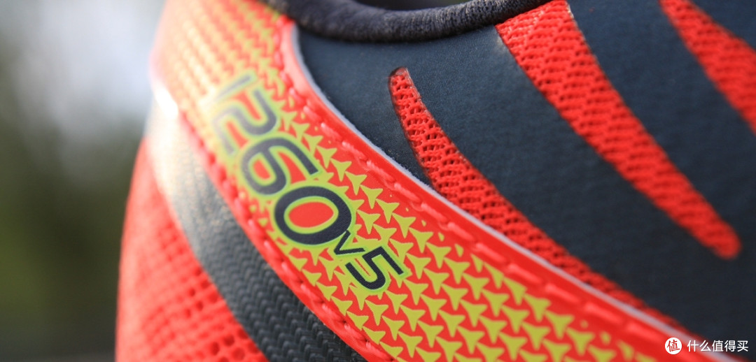 前后双氮气:New Balance 1260v5 *级支撑跑鞋