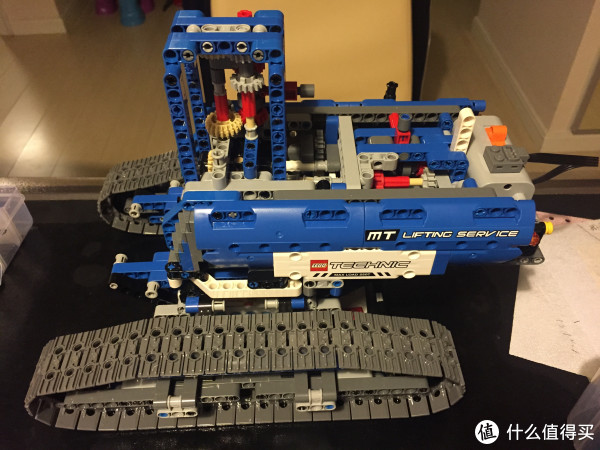 看了42042的a模式和b模式后,发现b模式的塔吊似乎更加霸气,而且