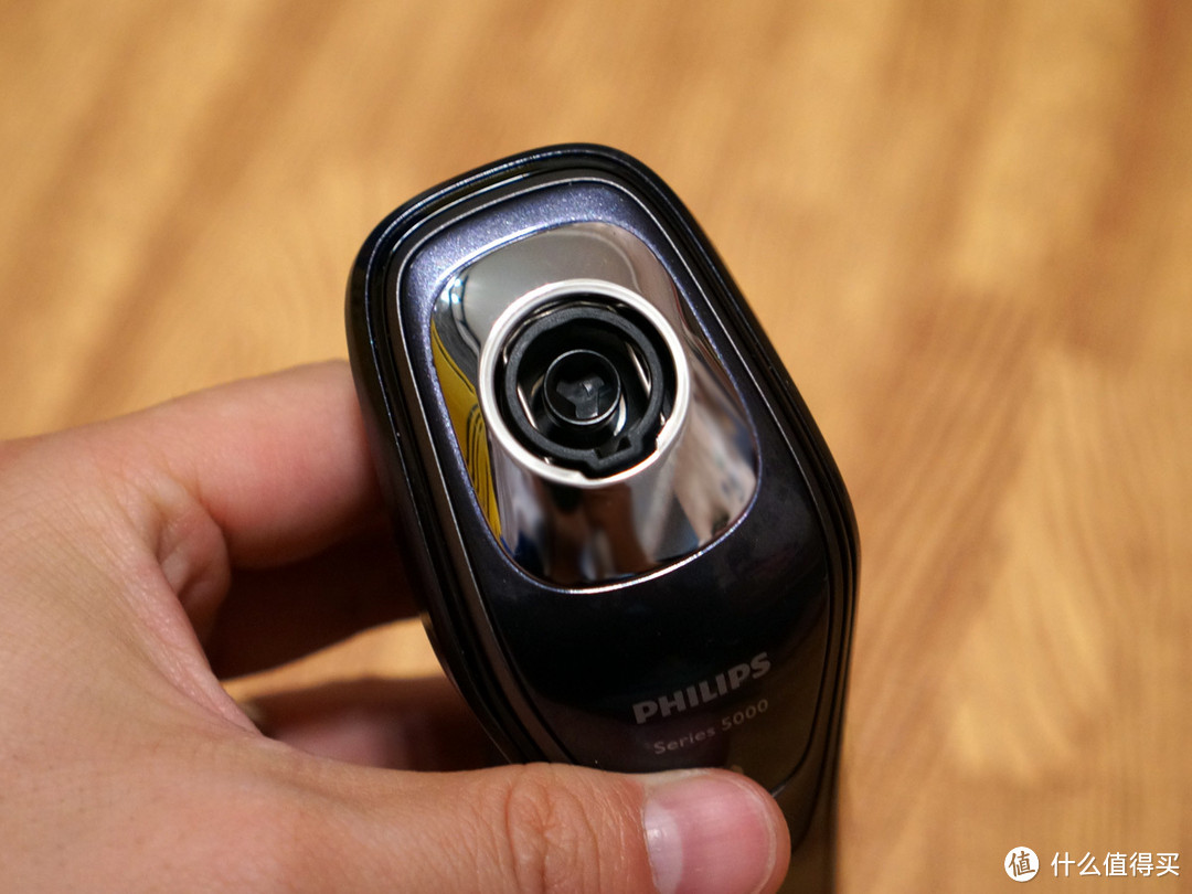 可以对男人好一点：PHILIPS 飞利浦 S5570 多功能电须刀评测