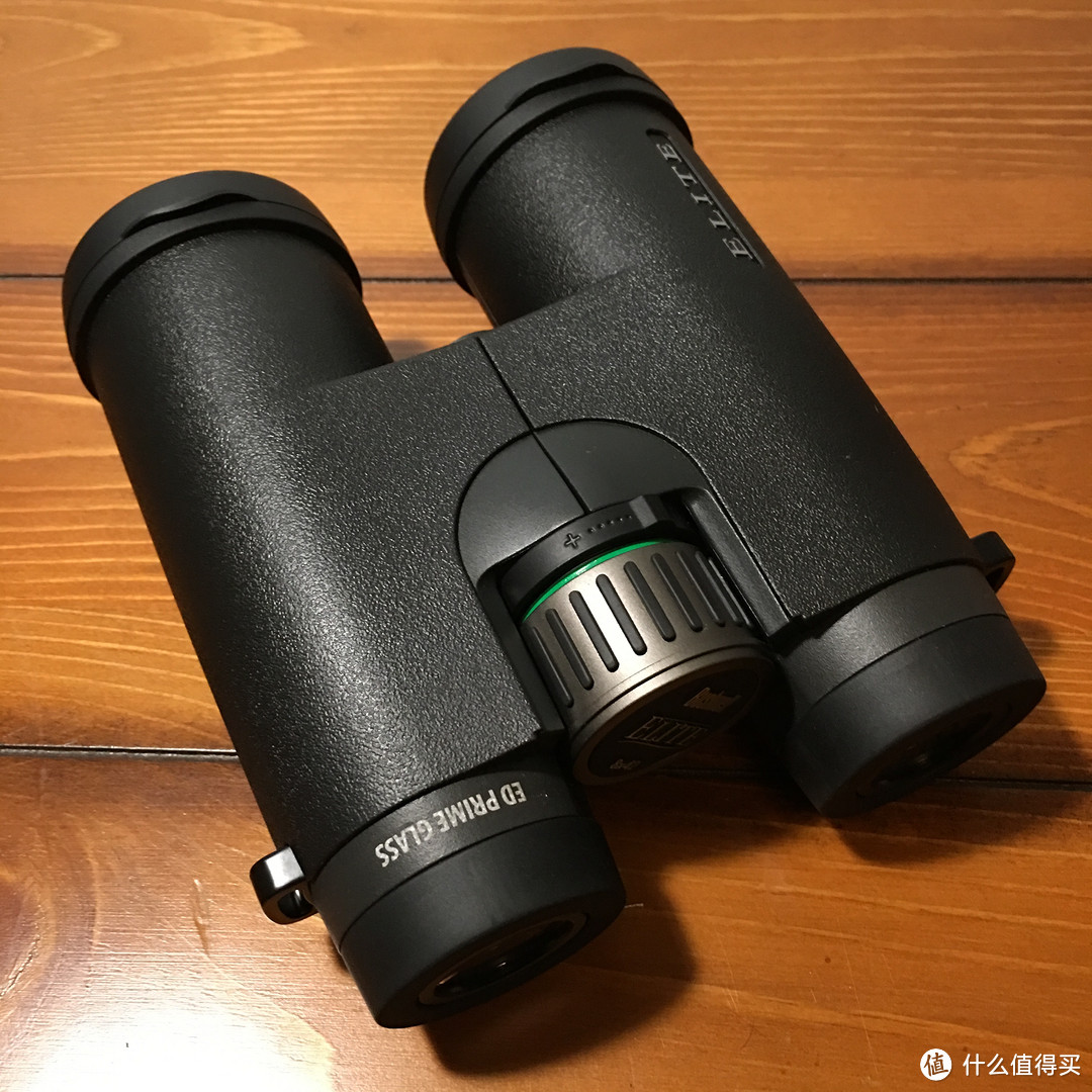 Bushnell 博士能 Elite Roof Prism Binoculars 双筒望远镜 开箱