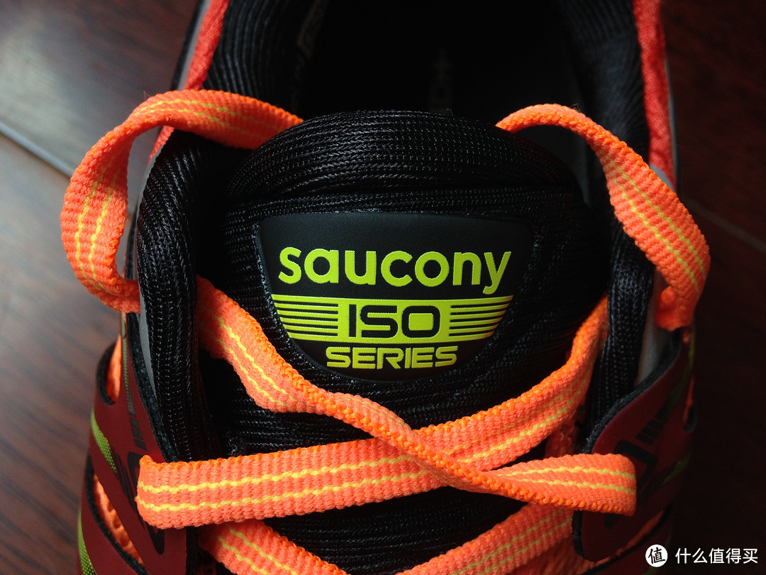 Saucony 索康尼 Triumph ISO 跑鞋