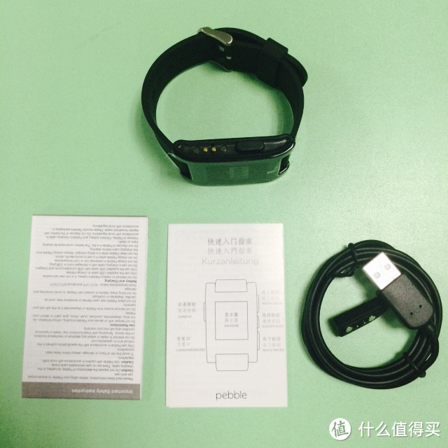 够用就行：Pebble Smart Watch 多功能智能手表