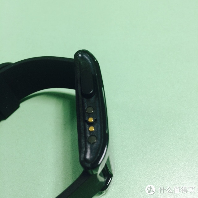 够用就行：Pebble Smart Watch 多功能智能手表