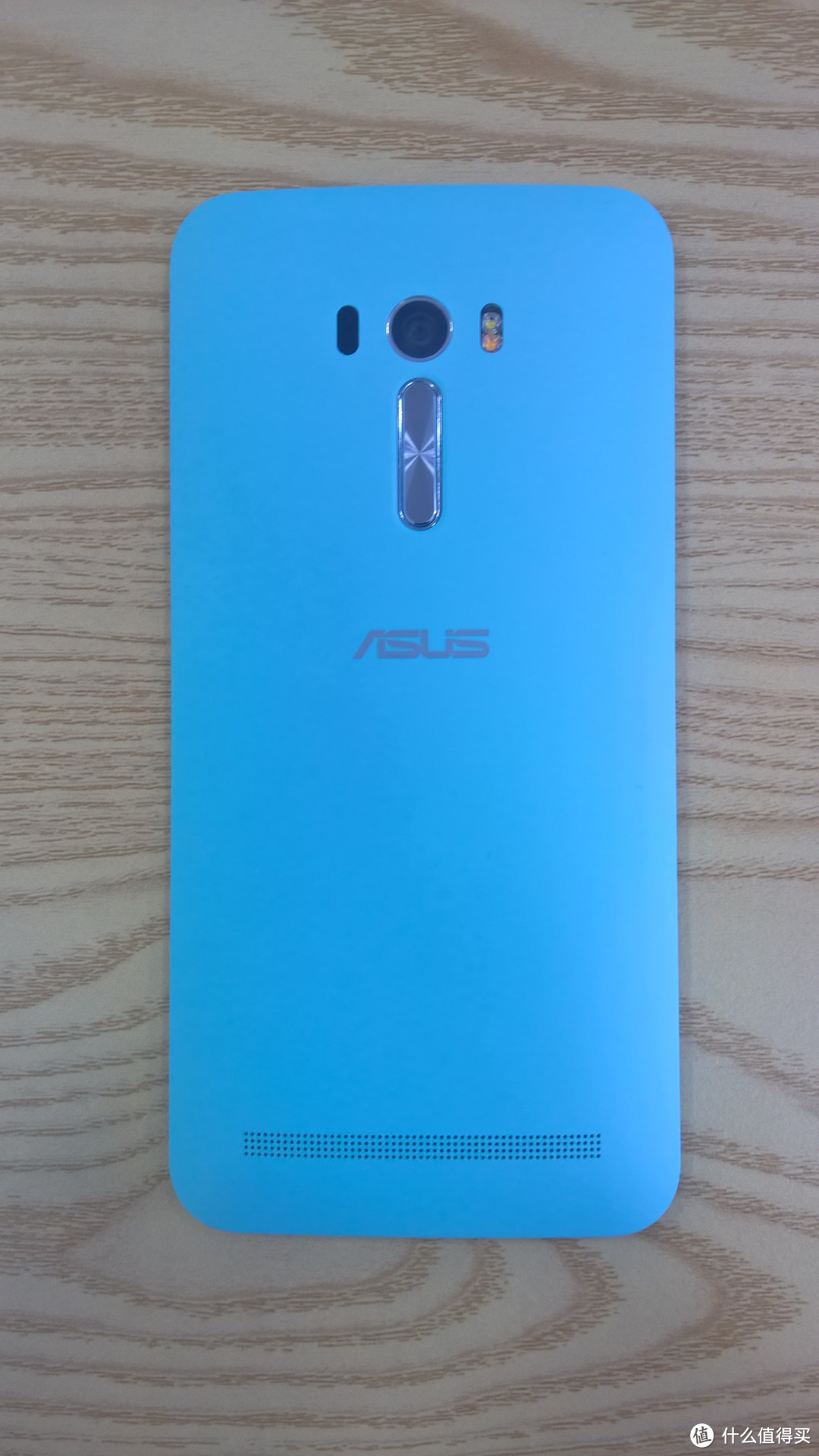 高端的相机、低配的手机——华硕ZenFone Selfie测评