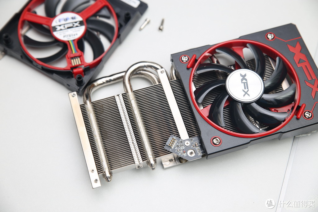 DIY配件之——讯景XFX R9 370X 4G 黑狼版入手&拆解