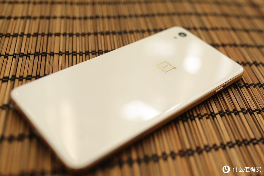 高颜值轻旗舰一加手机oneplusx