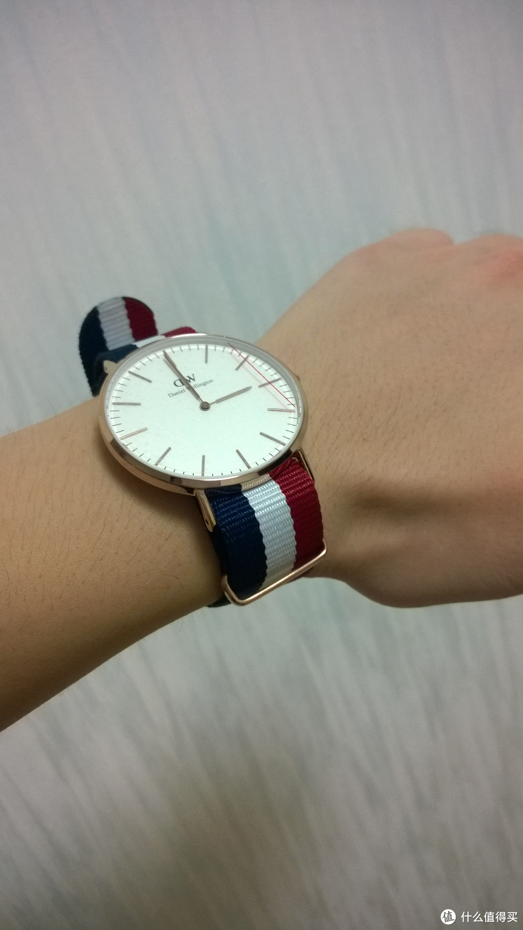 不止是妖艳：Daniel Wellington 丹尼尔.惠灵顿 0103DW 男款经典时装腕表