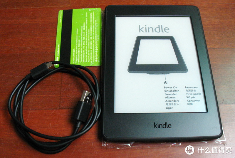 Amazon 亚马逊 Kindle Paperwhite 3 电纸书 开箱（附老、中、青三代电子书简单对比）