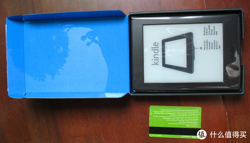 Amazon 亚马逊 Kindle Paperwhite 3 电纸书 开箱（附老、中、青三代电子书简单对比）
