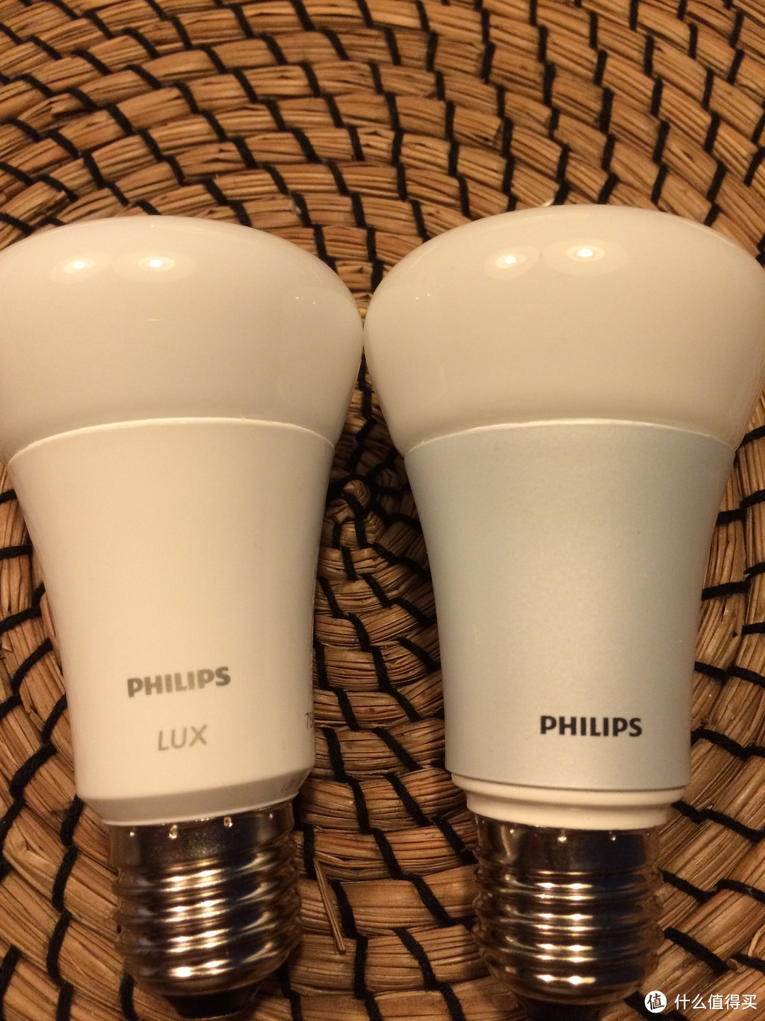 Philips HUE LUX 智能灯泡 开箱及简单使用评测