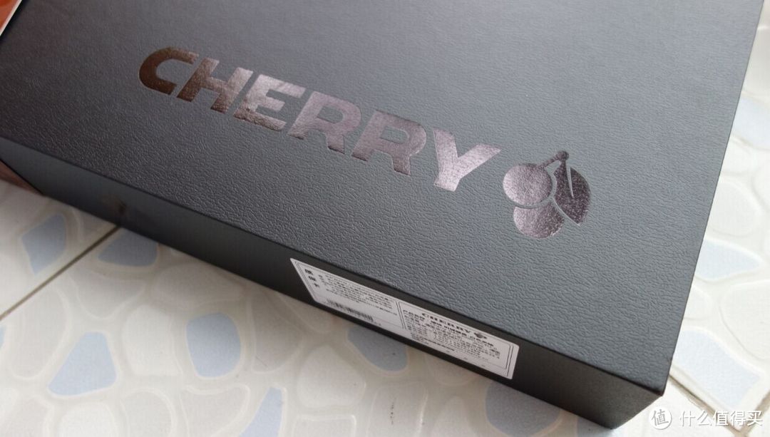 "信仰充值" 那颗樱桃的甜酸味：Cherry 樱桃 G80-3000 白茶/白青（伪）开箱