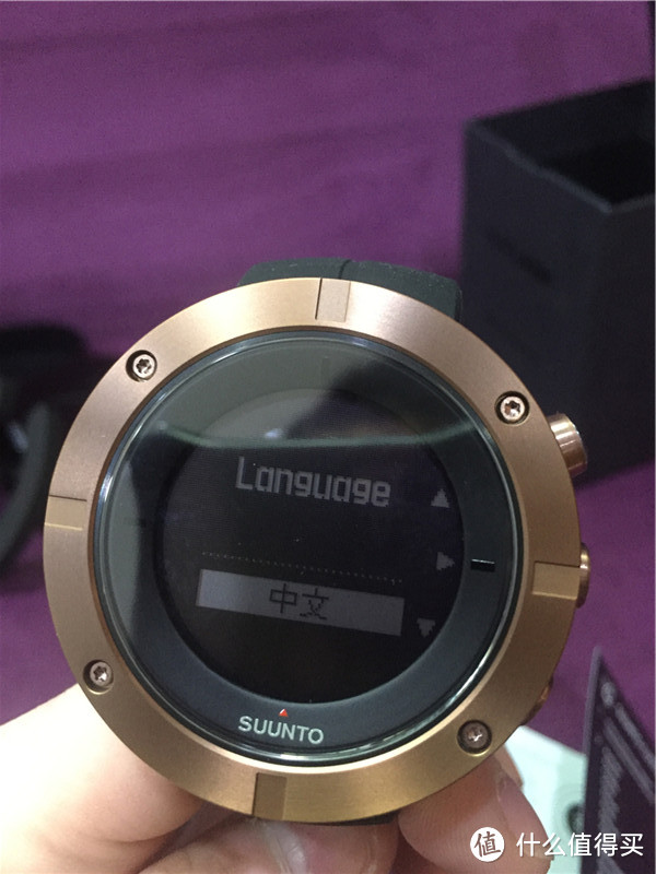 智能加持：SUUNTO 颂拓 World Collection 系列 Kailash 智能腕表 开箱试玩