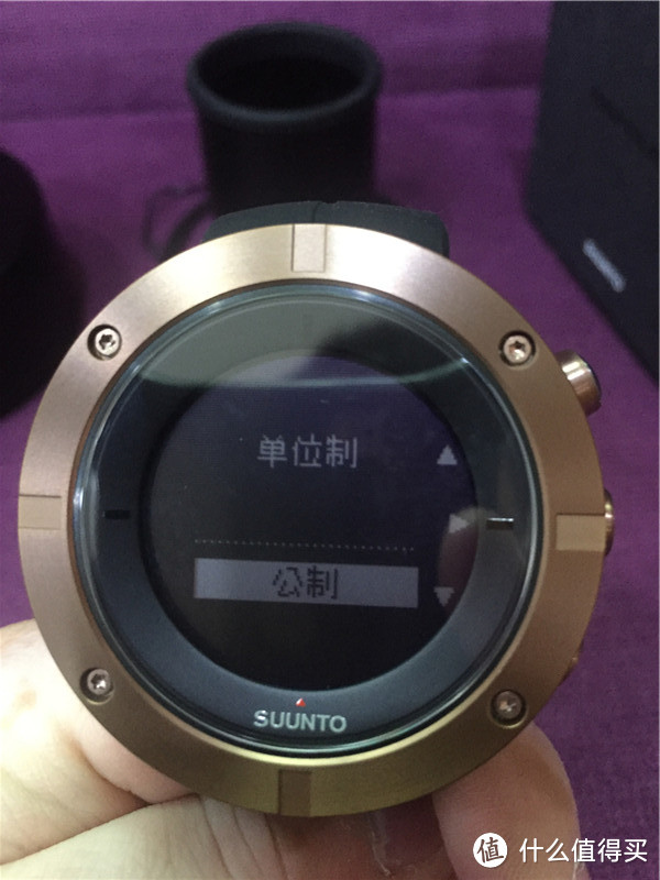 智能加持：SUUNTO 颂拓 World Collection 系列 Kailash 智能腕表 开箱试玩