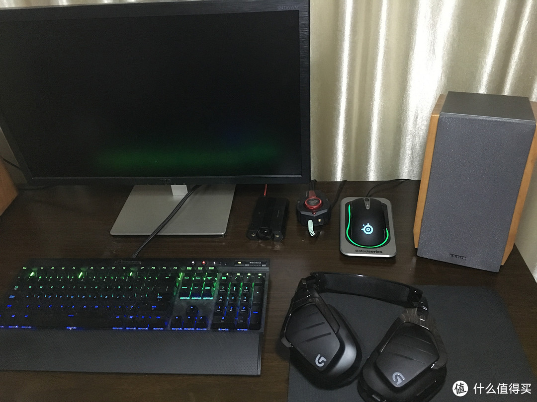 带光而来的罗技游戏耳机新旗舰【G633 RGB 7.1 环绕声游戏耳机麦克风】