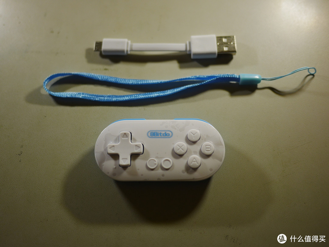 最后到来的小玩物-8BITDO 八位堂ZERO蓝牙手柄