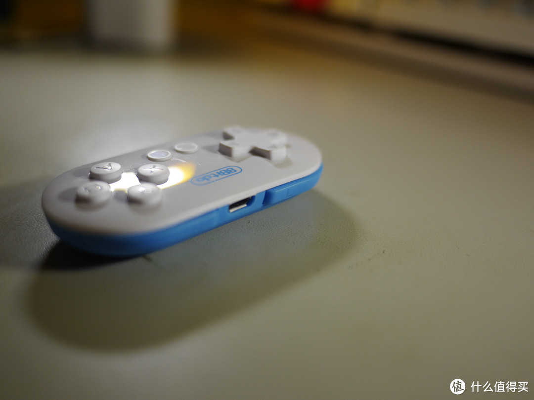 最后到来的小玩物-8BITDO 八位堂ZERO蓝牙手柄